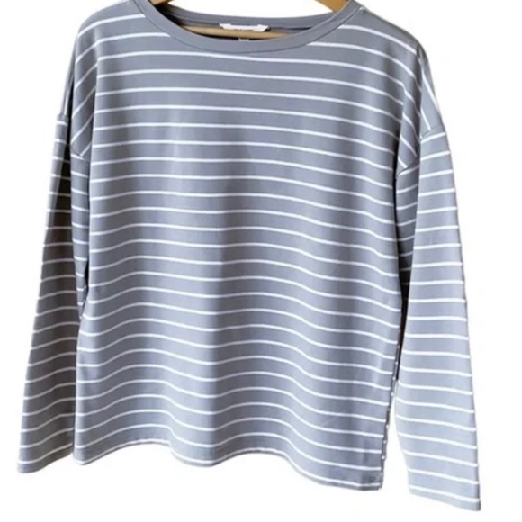STEVE Madden BB Dakota Grey/ White Breton Style Striped Ladies Top. - Picture 2 of 5